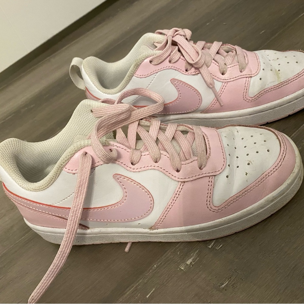 Nike Low Dunks Light Pink